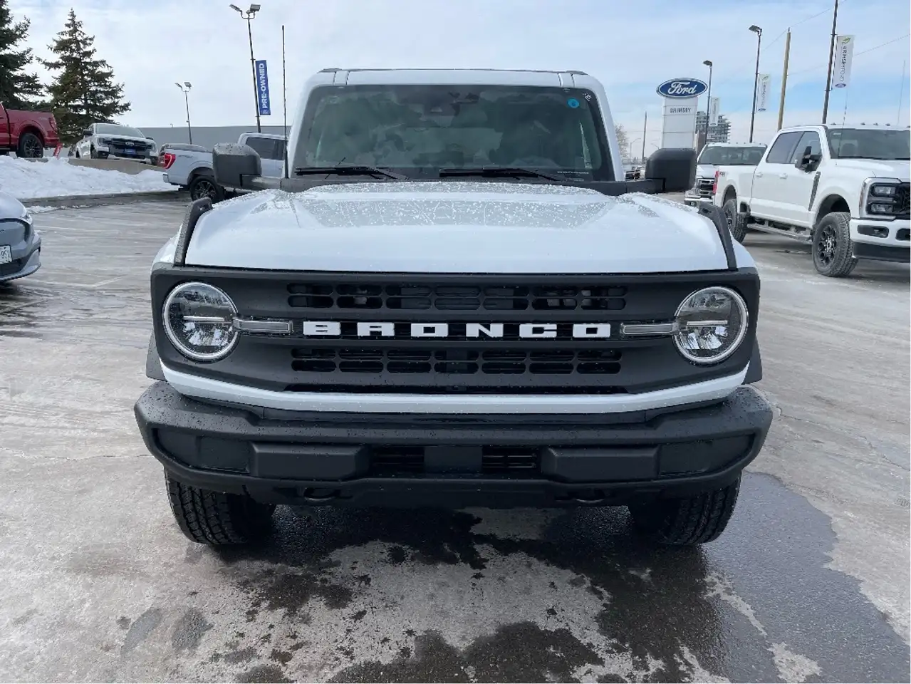 Ford Bronco снимка Ford Bronco