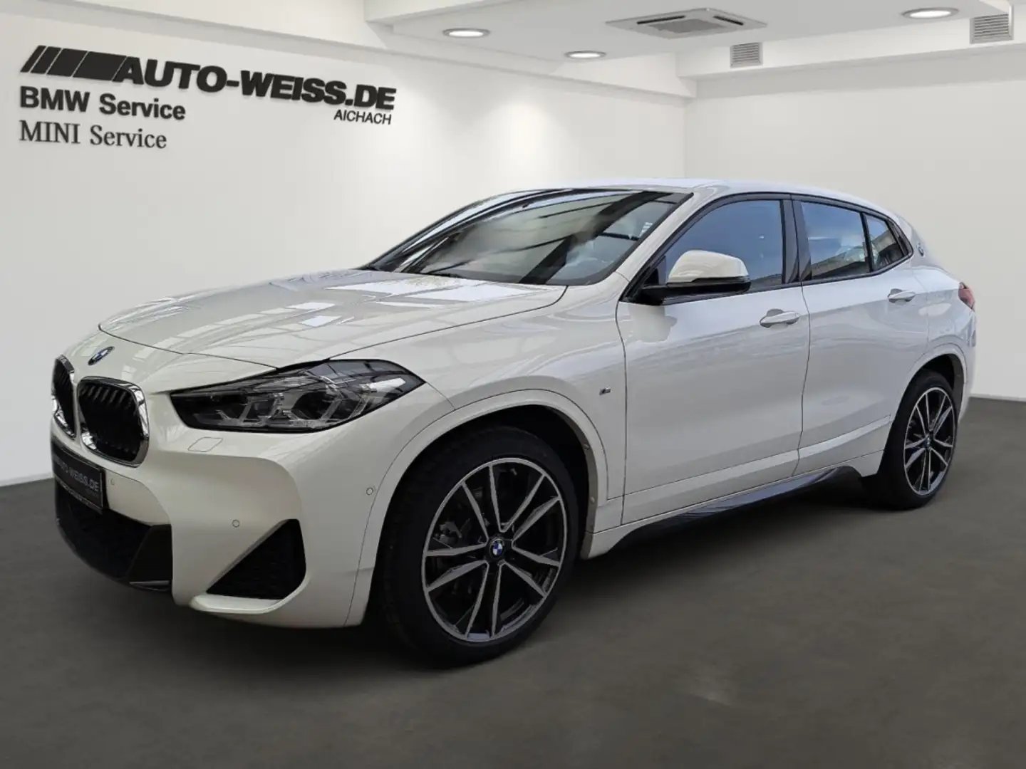 BMW X2 20iA M SPORT+PANO+LED+HUD+ACC+NAVI-PLUS+HIFI+ Weiß - 1