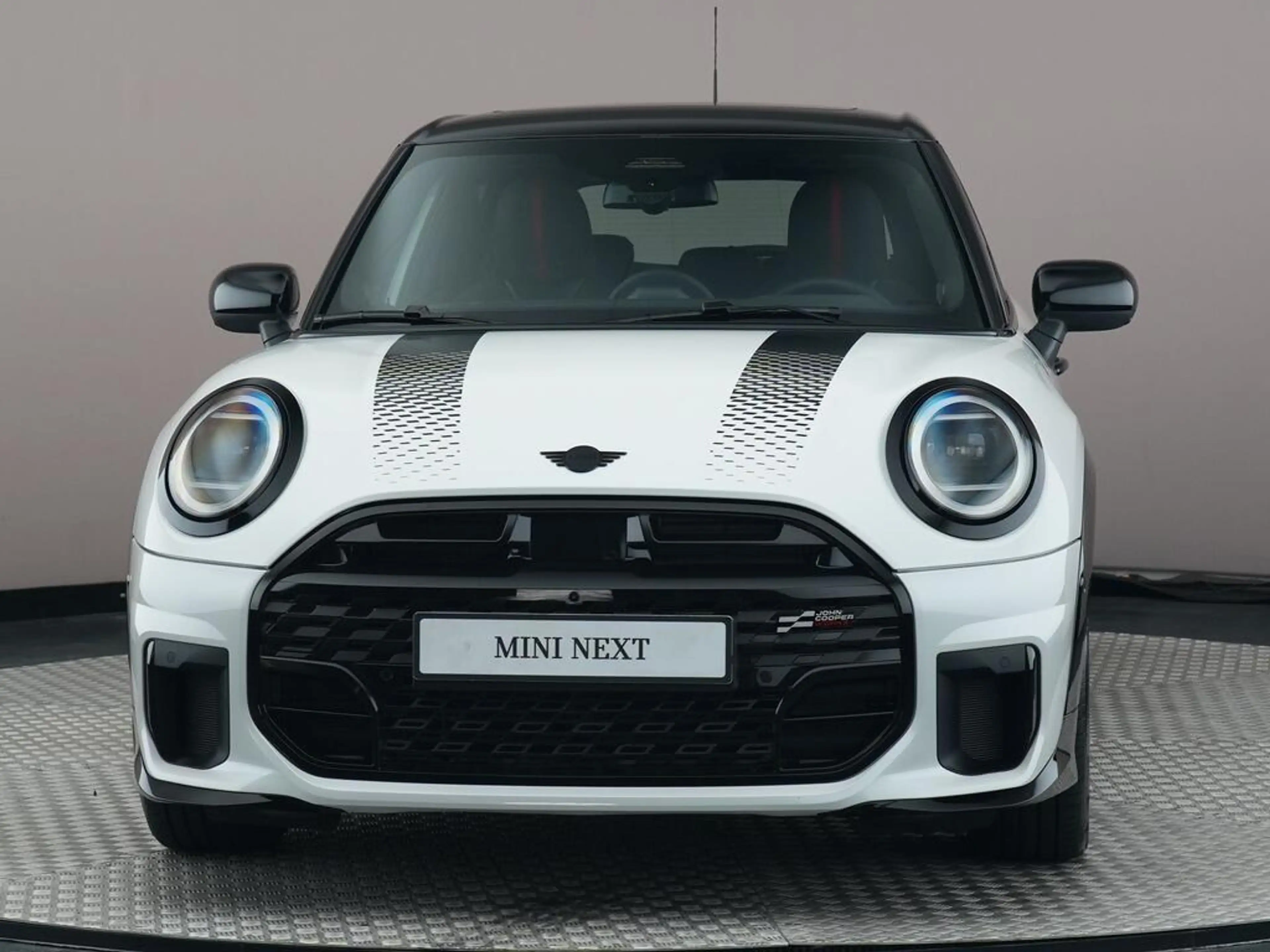MINI Cooper S 5-Deurs 2.0 John Cooper Works XL — photo 2