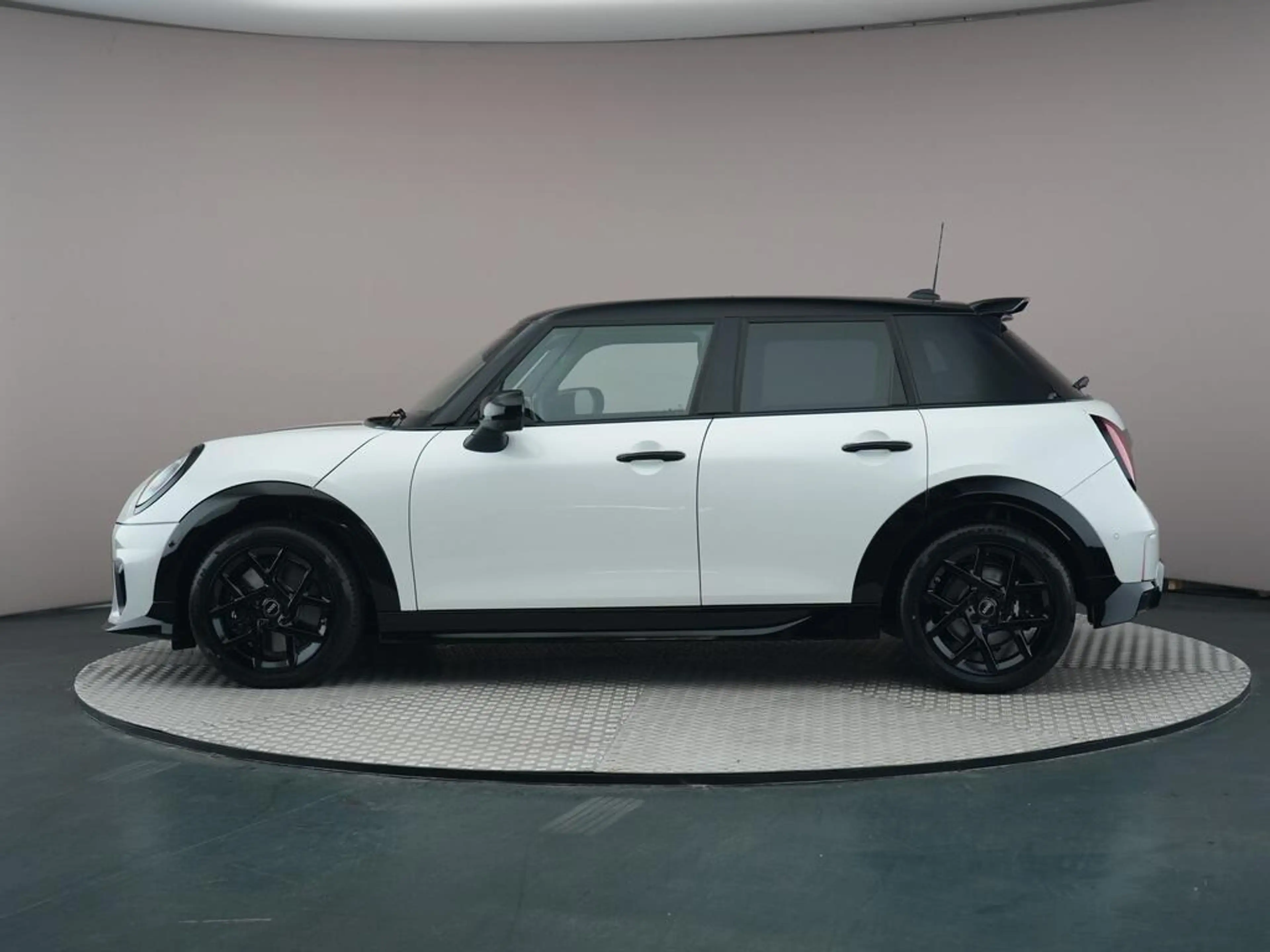 MINI Cooper S 5-Deurs 2.0 John Cooper Works XL — photo 7