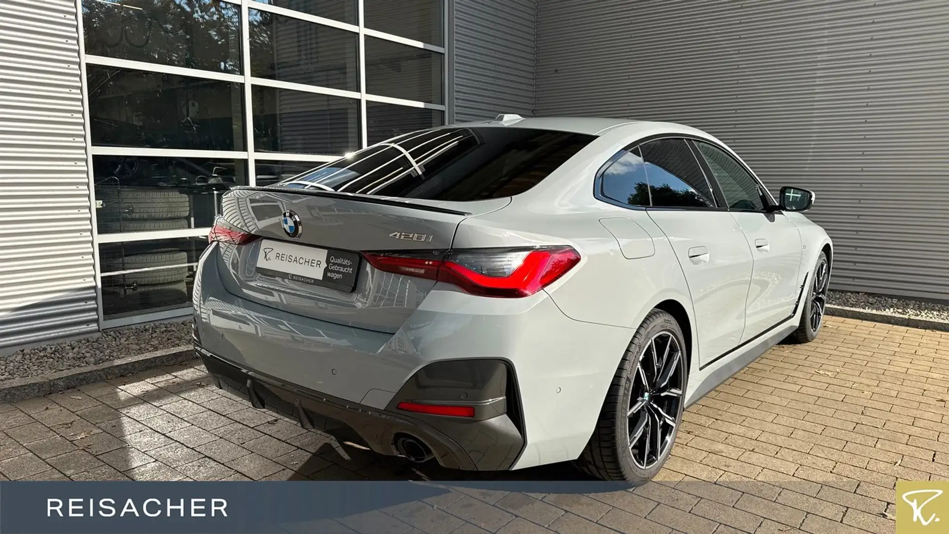 BMW 420 420i Gran Coupé M-Sport PRO Navi HUD RüKa 19"LM Grau - 2