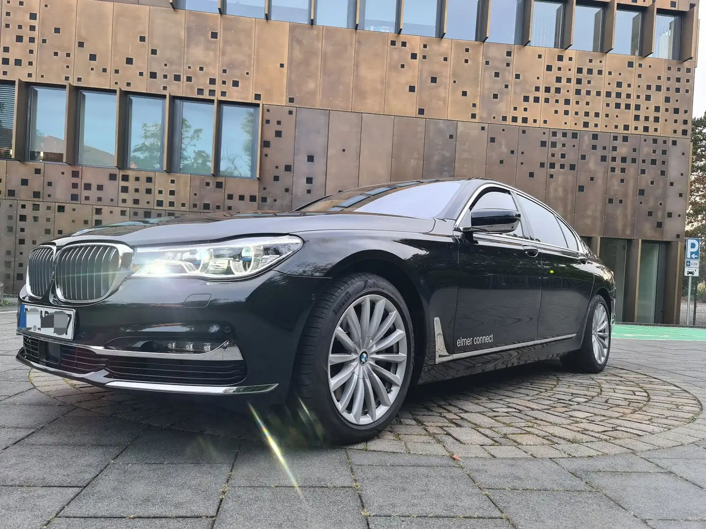 BMW 750 750Li xDrive executive Traumzustand Vollauss Чёрный - 1