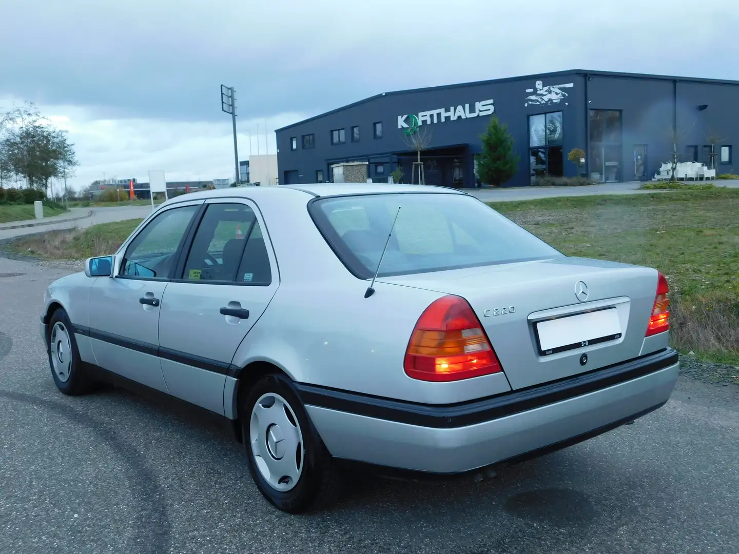 Mercedes-Benz C 220 WERTANLAGE Esprit Rostfrei  M+S Reifen Klima Silber - 2