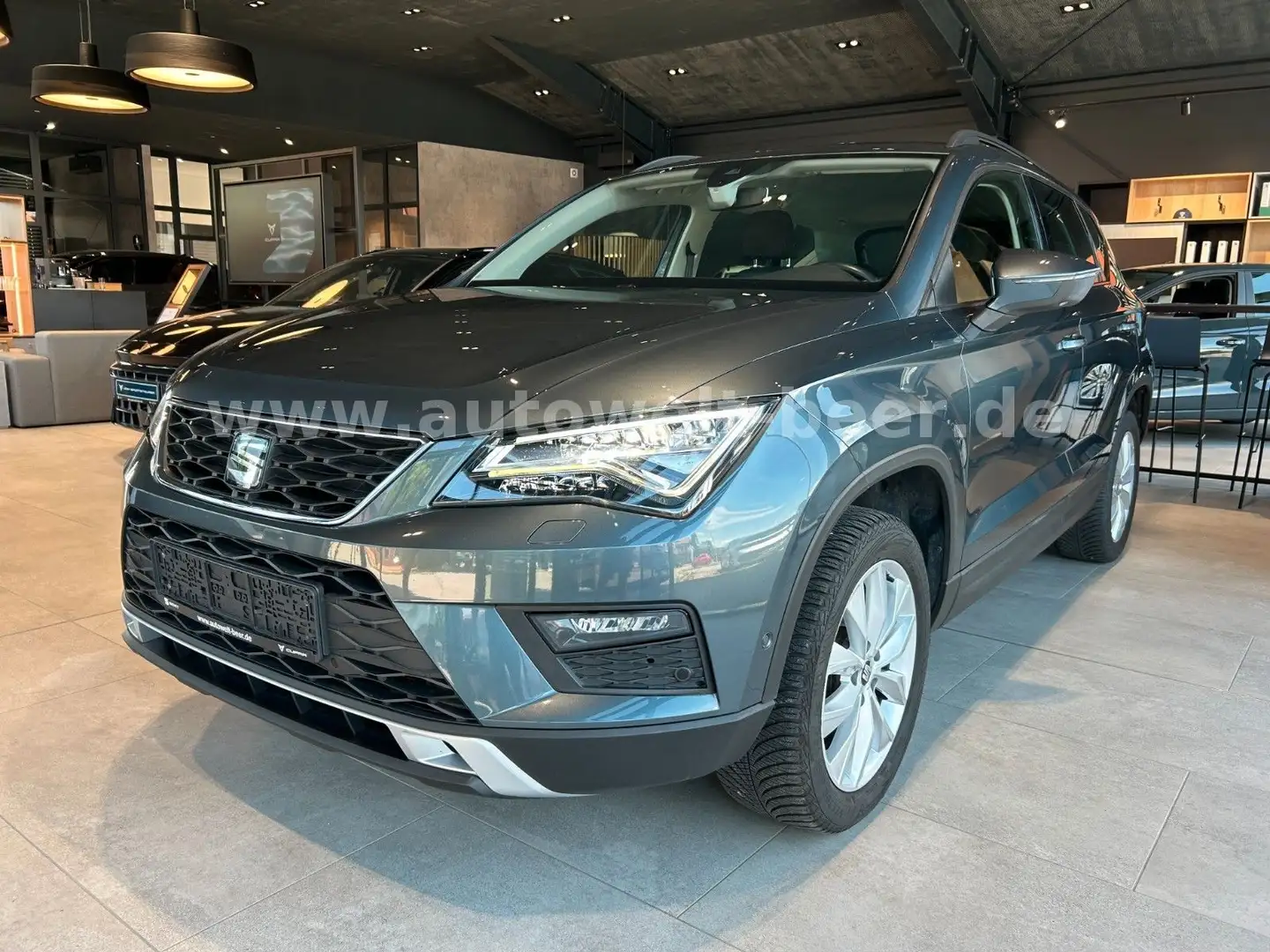 SEAT Ateca Style 1.5 TSI 150PS DSG *elekt. Heckklappe Grijs - 1