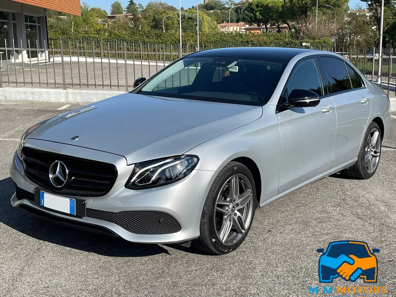 Mercedes-Benz E 220
