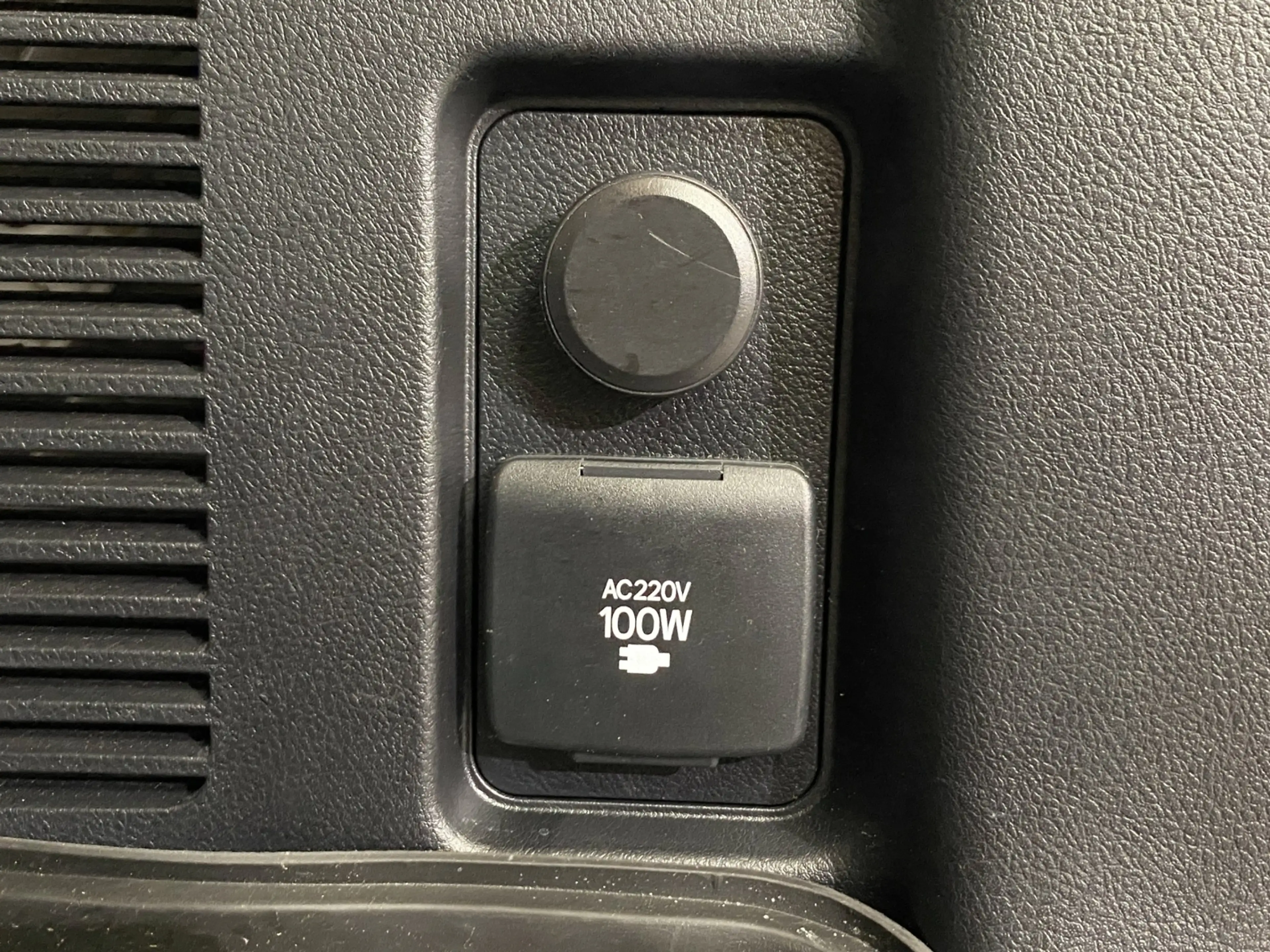 Toyota Land Cruiser 2.8 D4-D 4x4 Executive / Navi LED — photo 14