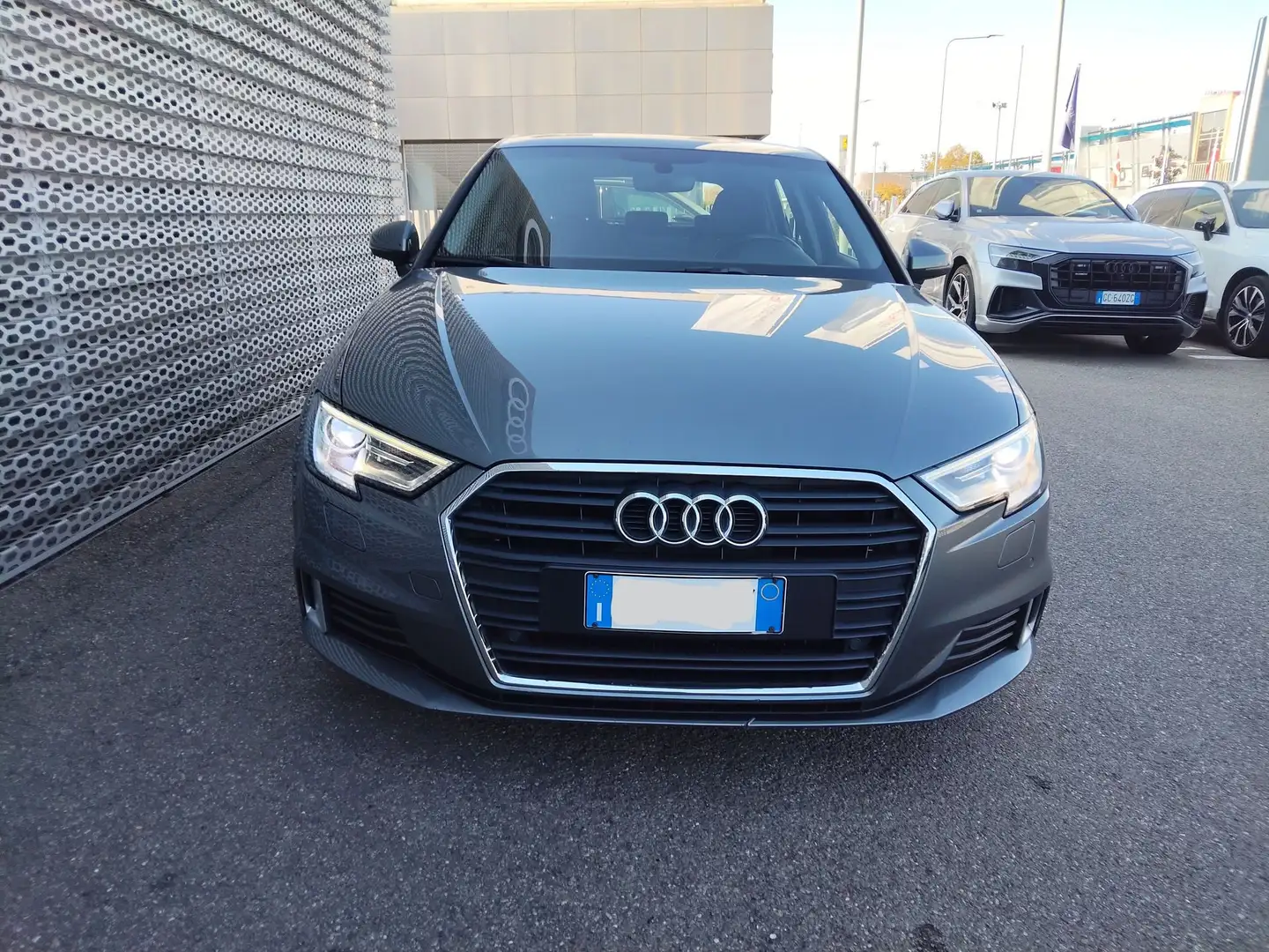 Audi A3 A3 SPB 1.6 TDI Sport Gris - 2