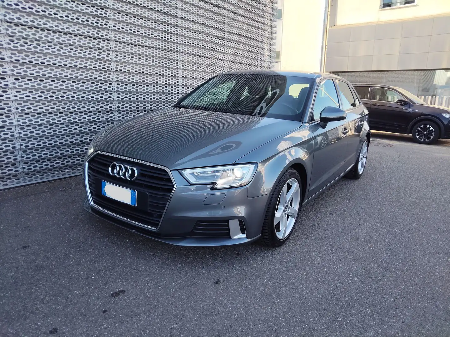 Audi A3 A3 SPB 1.6 TDI Sport Gris - 1