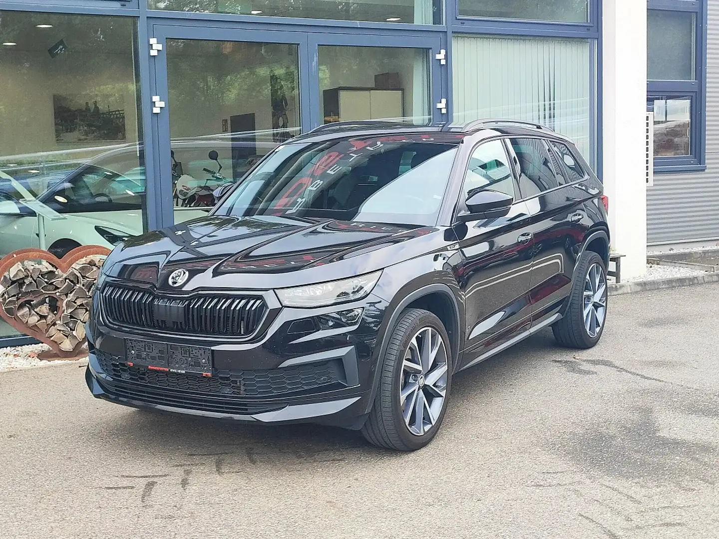 Skoda Kodiaq 2,0 TDI SCR 4x4 Sportline DSG Noir - 2
