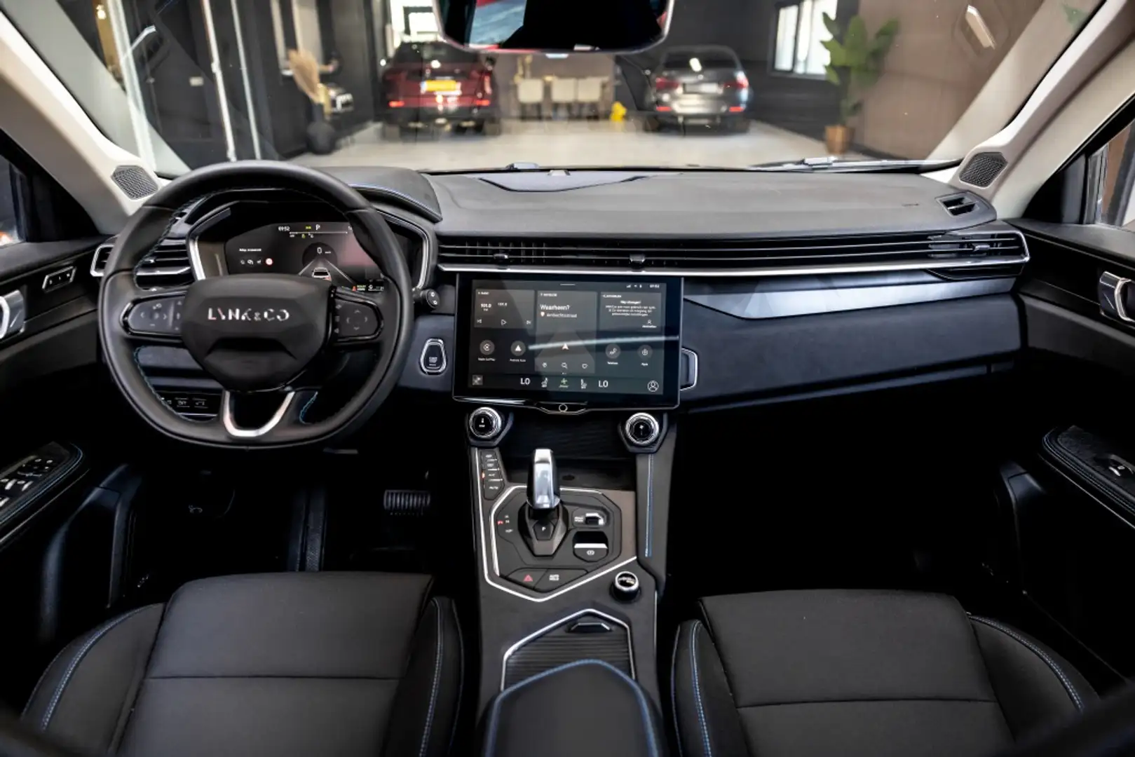 Lynk & Co 01 1.5 PHEV | Ultimate Black Edition | 360 CAM | PANO Blau - 2