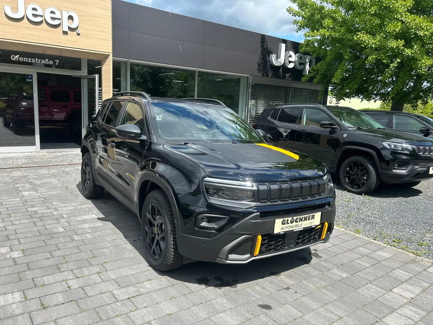 Jeep Avenger 4xe North Face Negro - 2