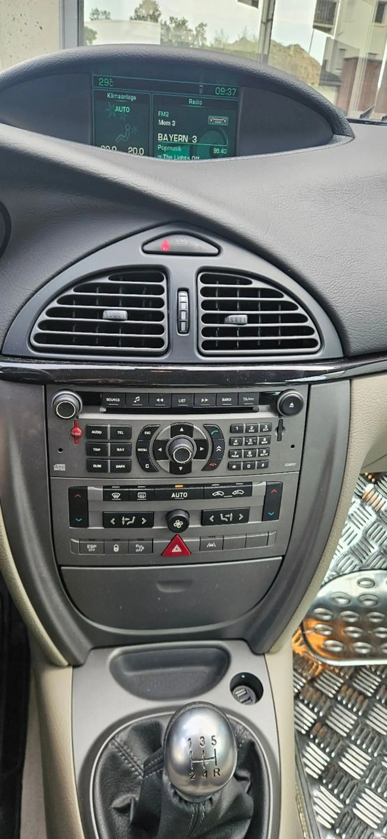 Citroen C5 Lim. Exclusive — photo 11
