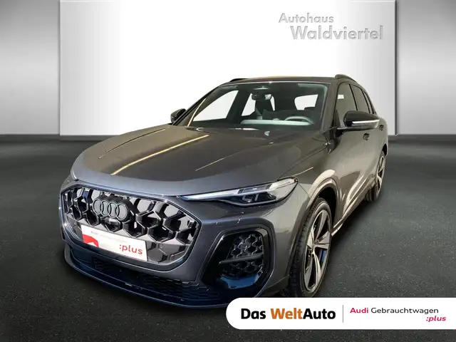 Audi Q5 main image