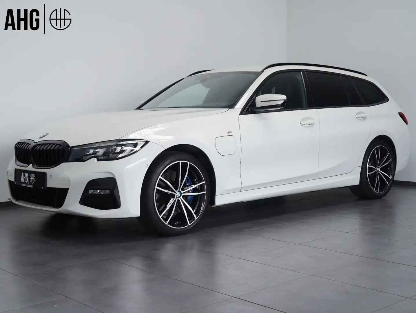 BMW 330 e Touring M Sport LED/DRIVING-ASSISTANT/AHK Bianco - 1