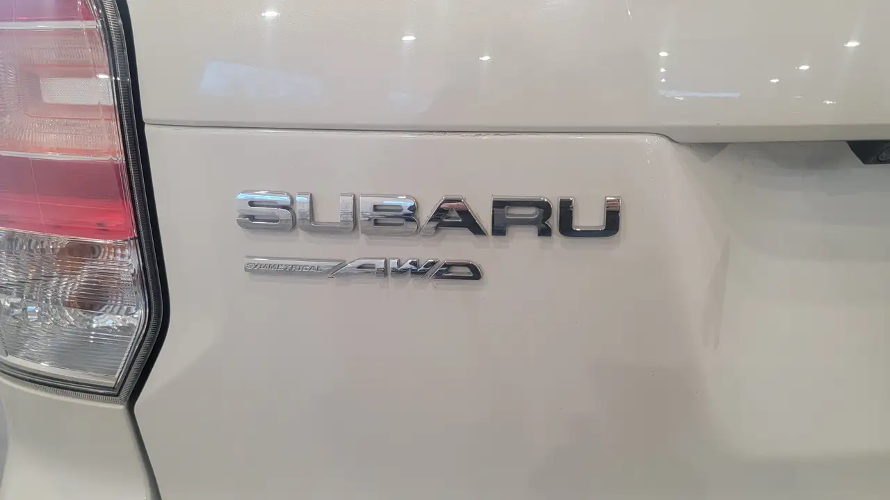 Subaru Forester снимка Subaru Forester