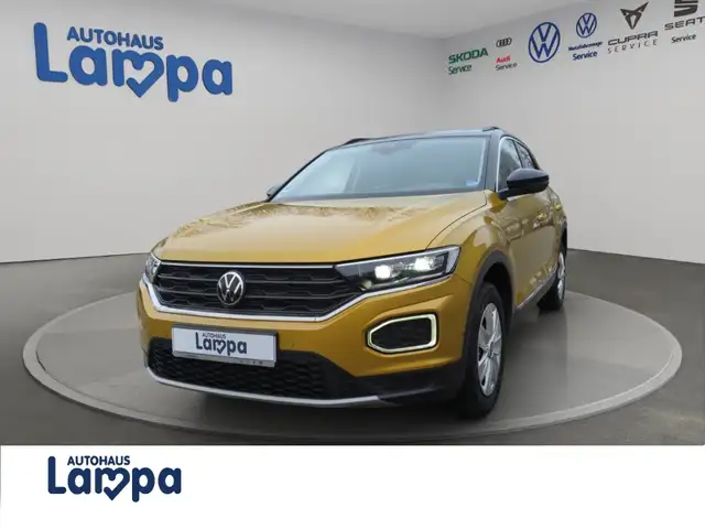 Volkswagen T-Roc Active 1.5 TSI 6 Gang ACC,RFK,STDHZ,PANORAMA