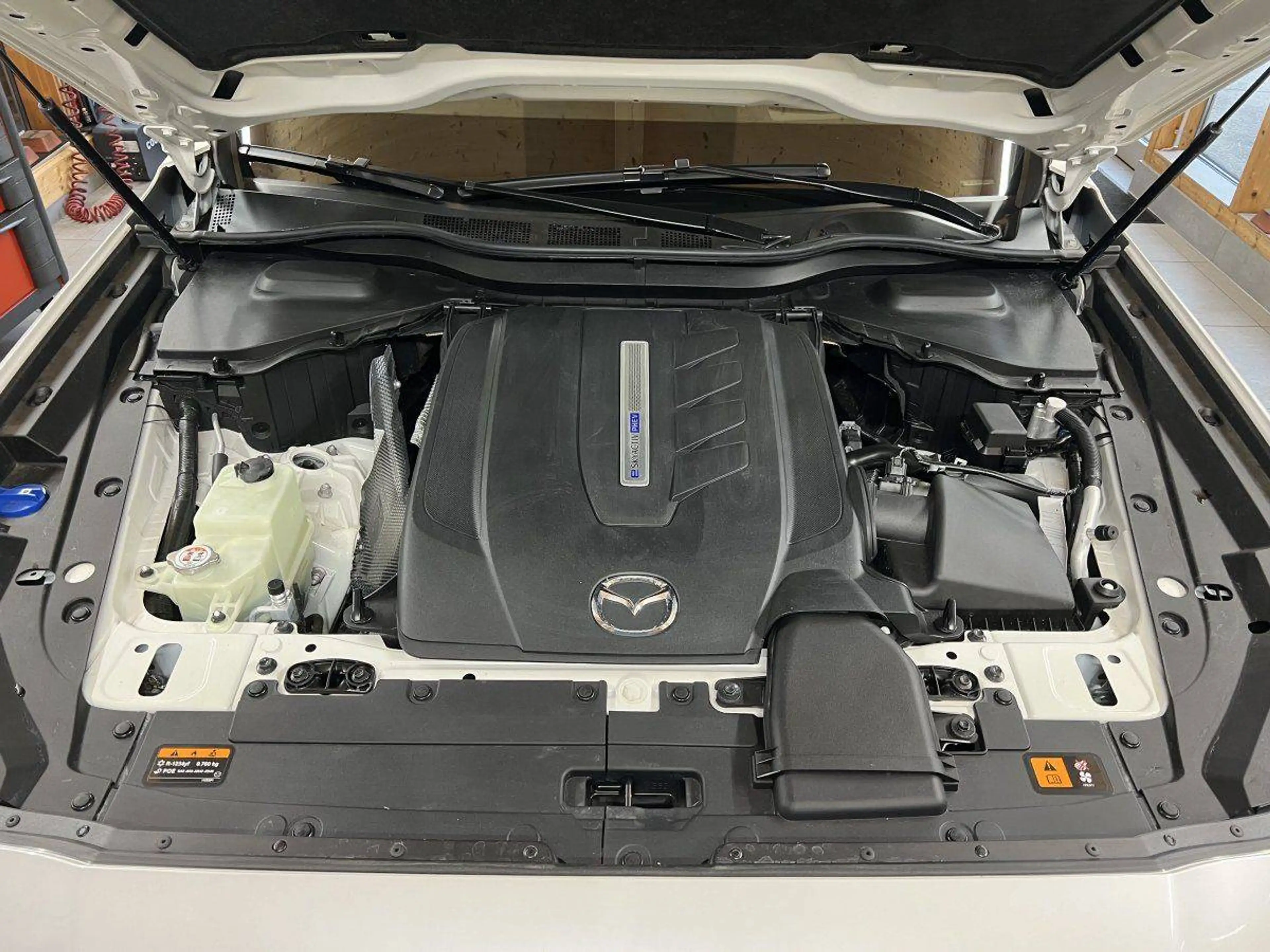 Mazda CX-60 Homura Hybrid AWD — photo 10