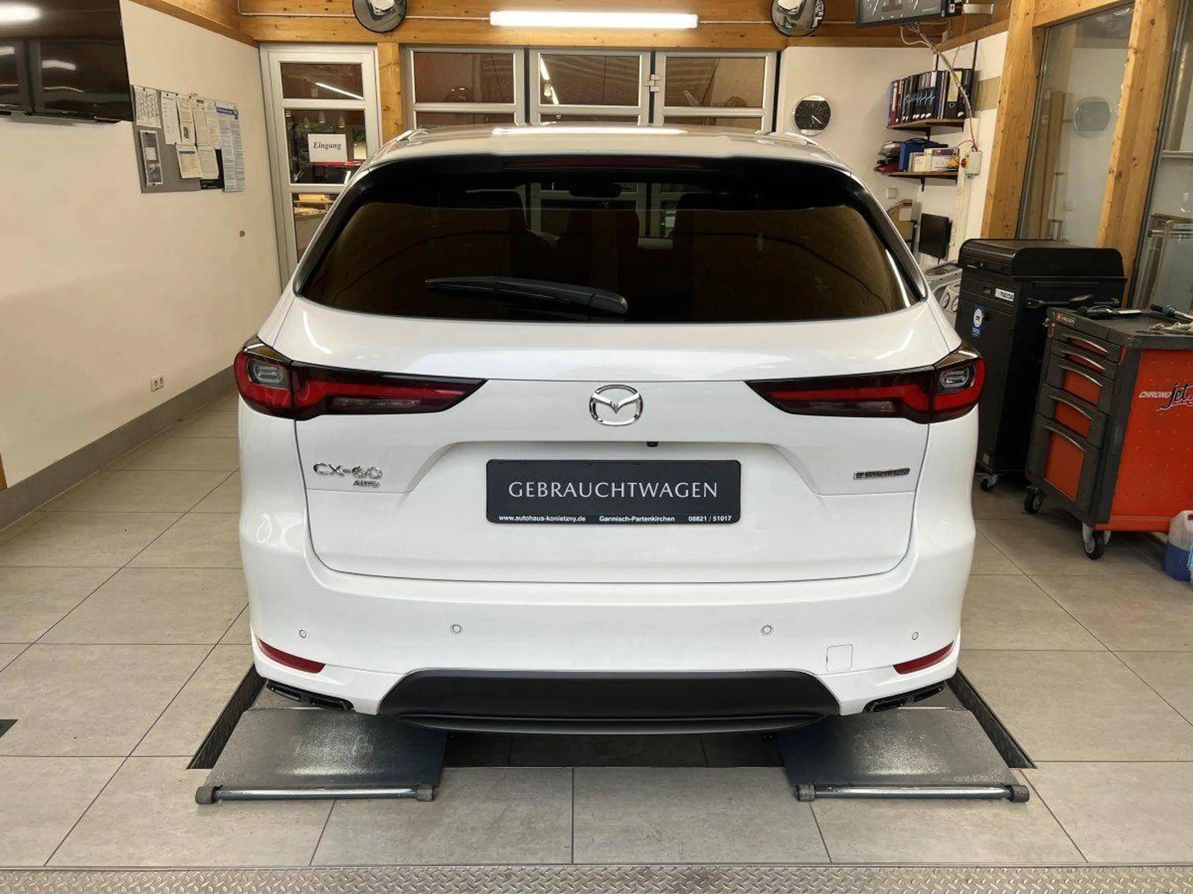 Mazda CX-60 Homura Hybrid AWD — photo 13