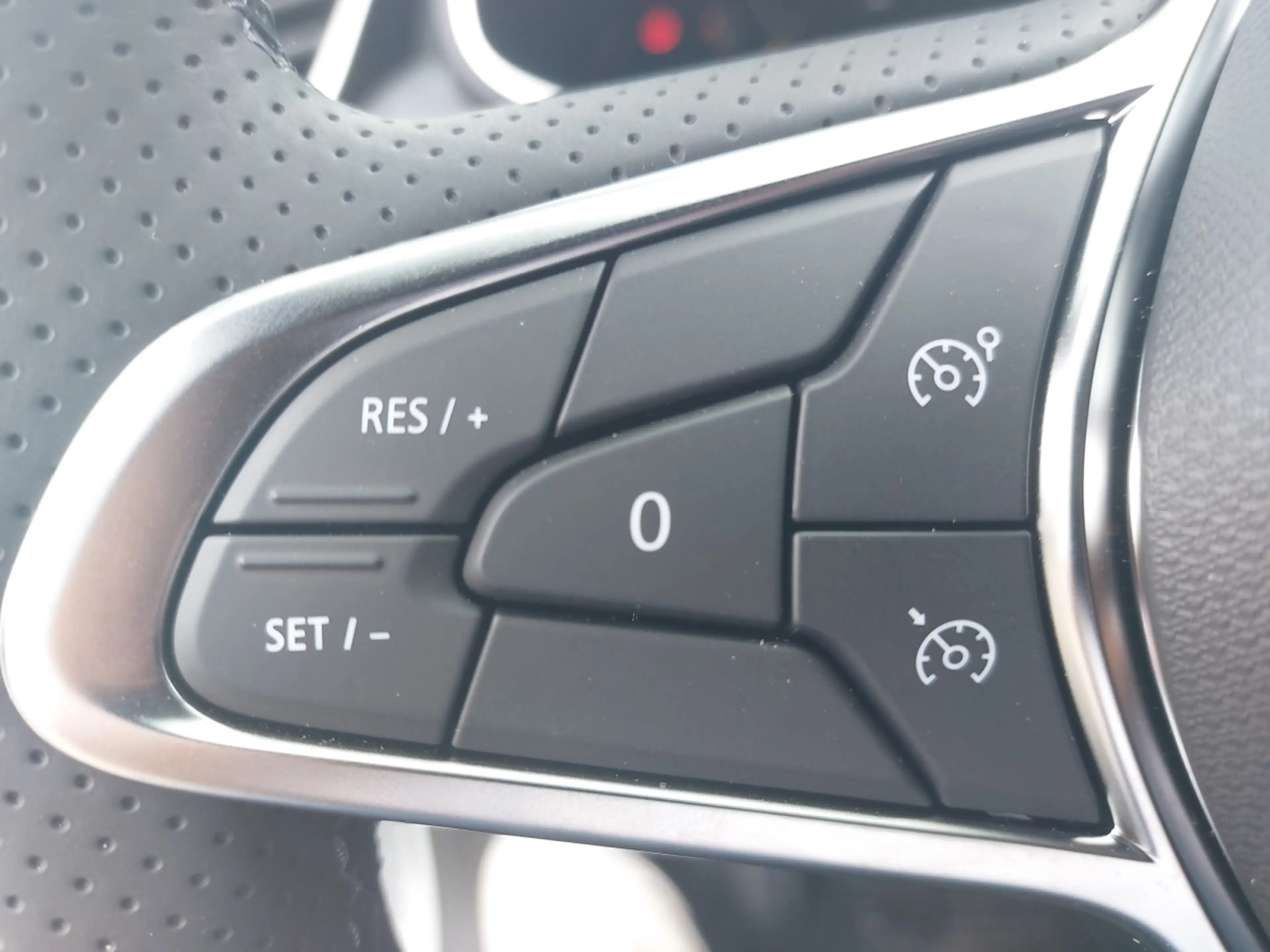 Renault Clio Techno TCe 90 ** TOP AUSSTATTUNG ** — photo 16