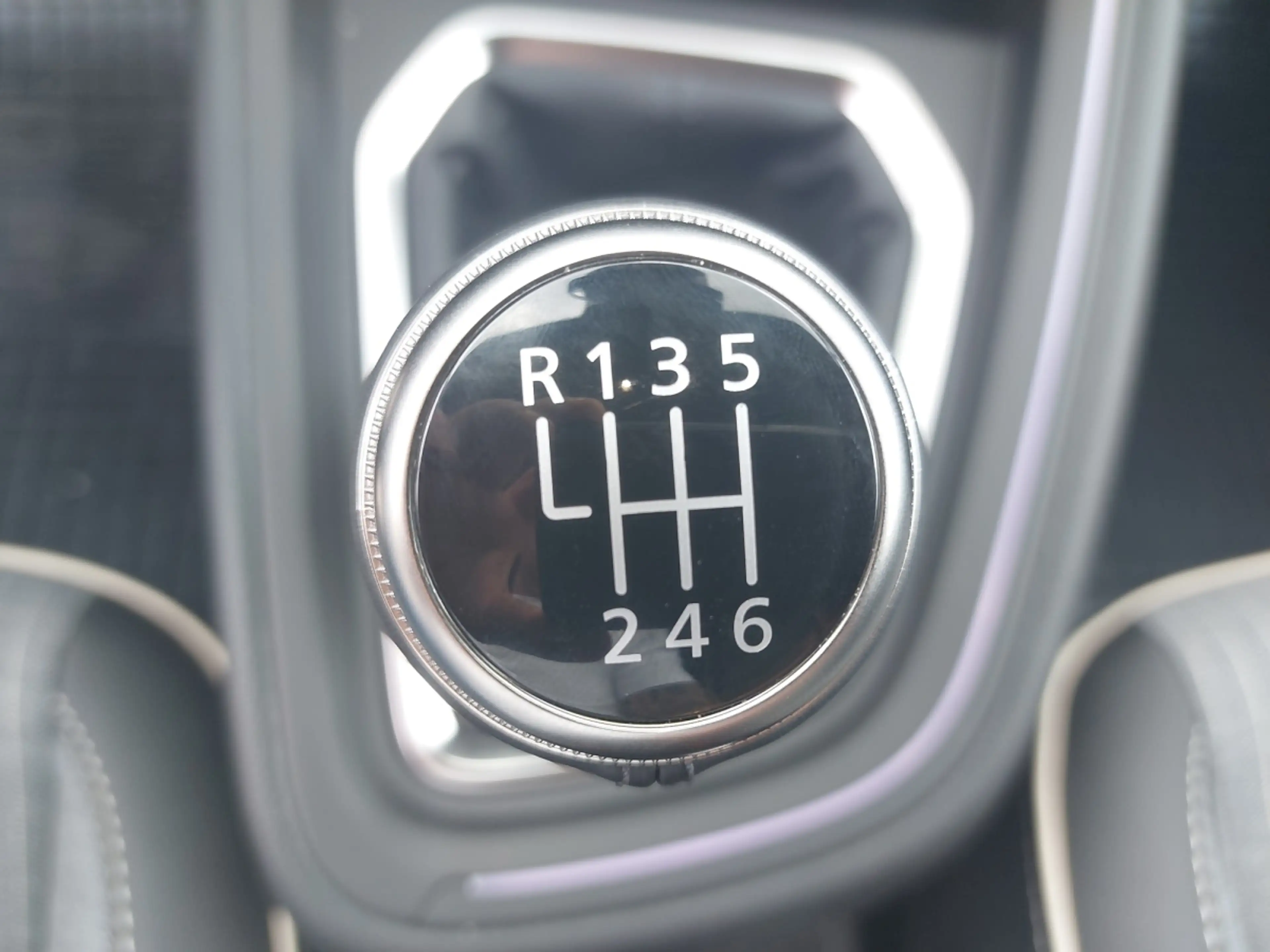 Renault Clio Techno TCe 90 ** TOP AUSSTATTUNG ** — photo 8