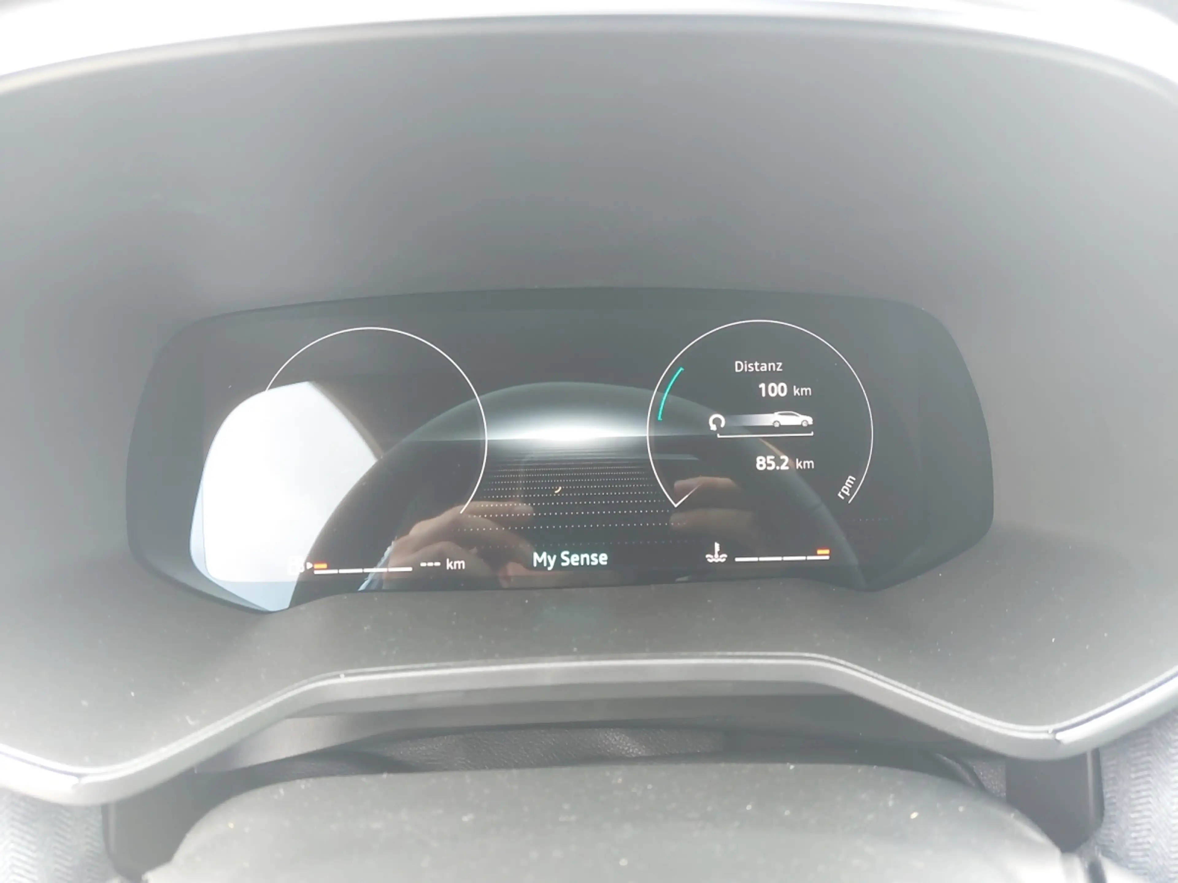 Renault Clio Techno TCe 90 ** TOP AUSSTATTUNG ** — photo 14