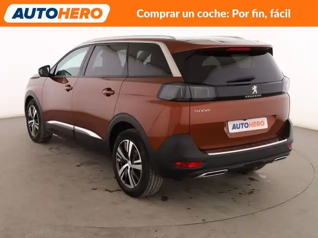 Peugeot 5008 view 4
