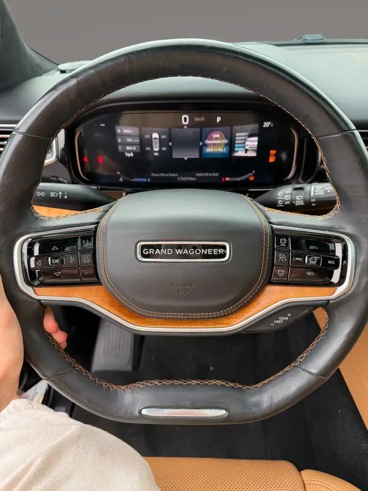 Jeep Grand Wagoneer photo Jeep Grand Wagoneer