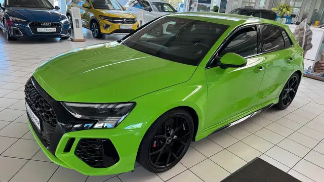 Audi RS3 Audi RS 3 Sportback 2.5 TFSI quattro