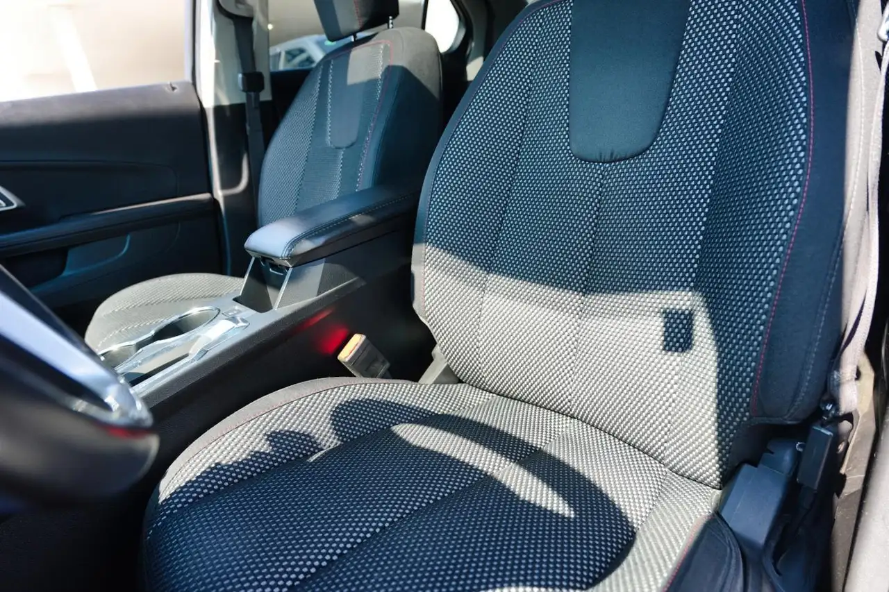 Chevrolet Equinox photo Chevrolet Equinox