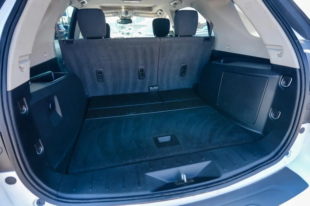 Chevrolet Equinox photo Chevrolet Equinox