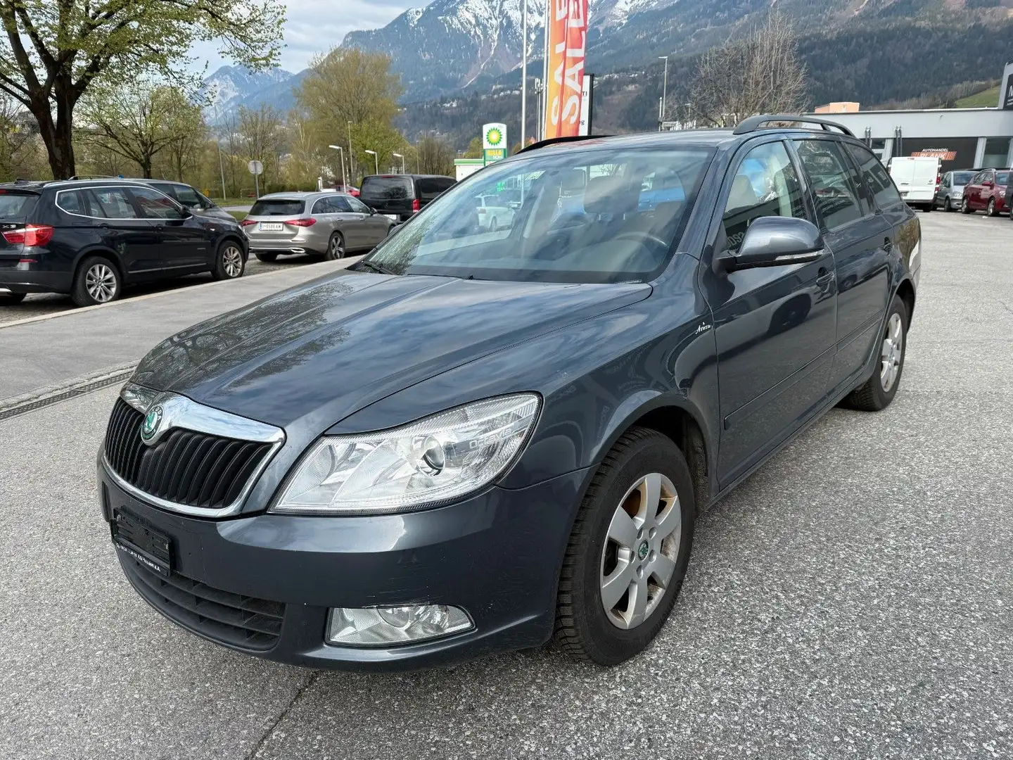 Skoda Octavia Combi Ambition 4X4 Grau - 1