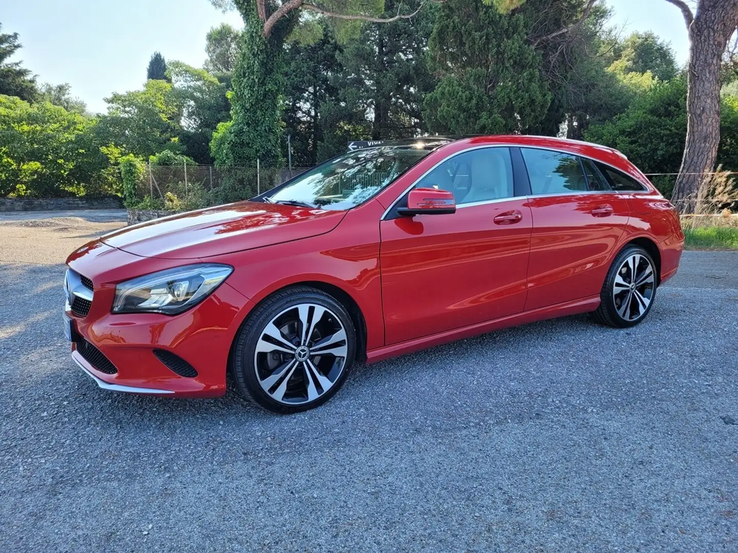 Mercedes-Benz CLA 200 CLA 200 d S.W. 4Matic Automatic Business Extra Rosso - 1