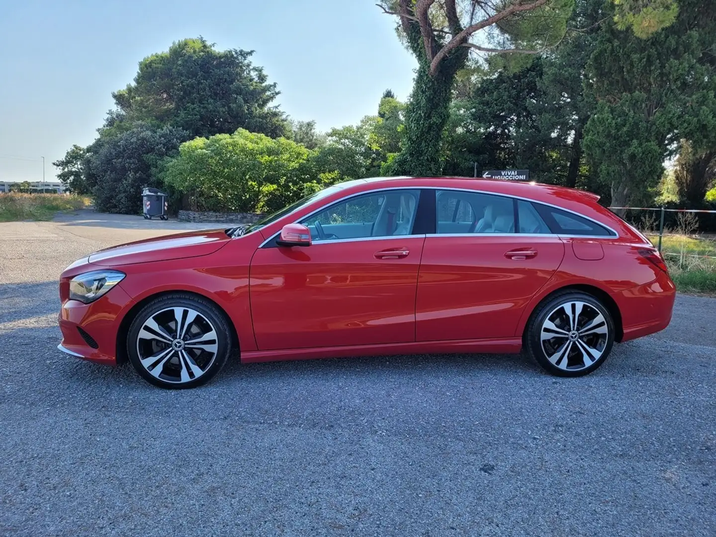 Mercedes-Benz CLA 200 CLA 200 d S.W. 4Matic Automatic Business Extra Rosso - 2