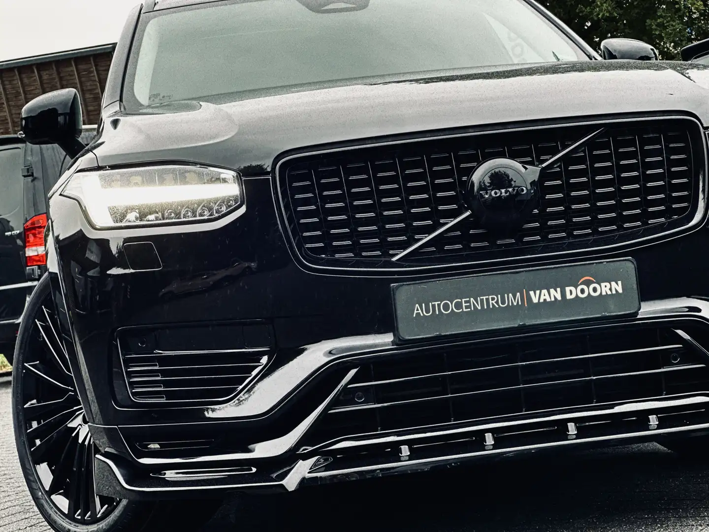 Volvo XC90 2.0 T8 Recharge | AWD | Dark Label | Faceliftmodel Zwart - 2