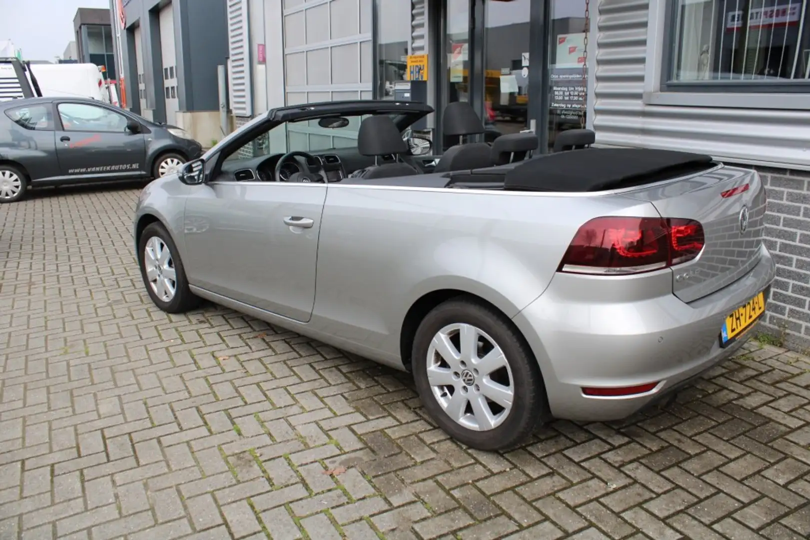 Volkswagen Golf 1.2 TSI Blue Motio AIRCO NAVI STOELVERWARMING PDC Gris - 2