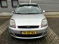 Ford Fiesta 1.3-8V Futura Gris - thumbnail 2