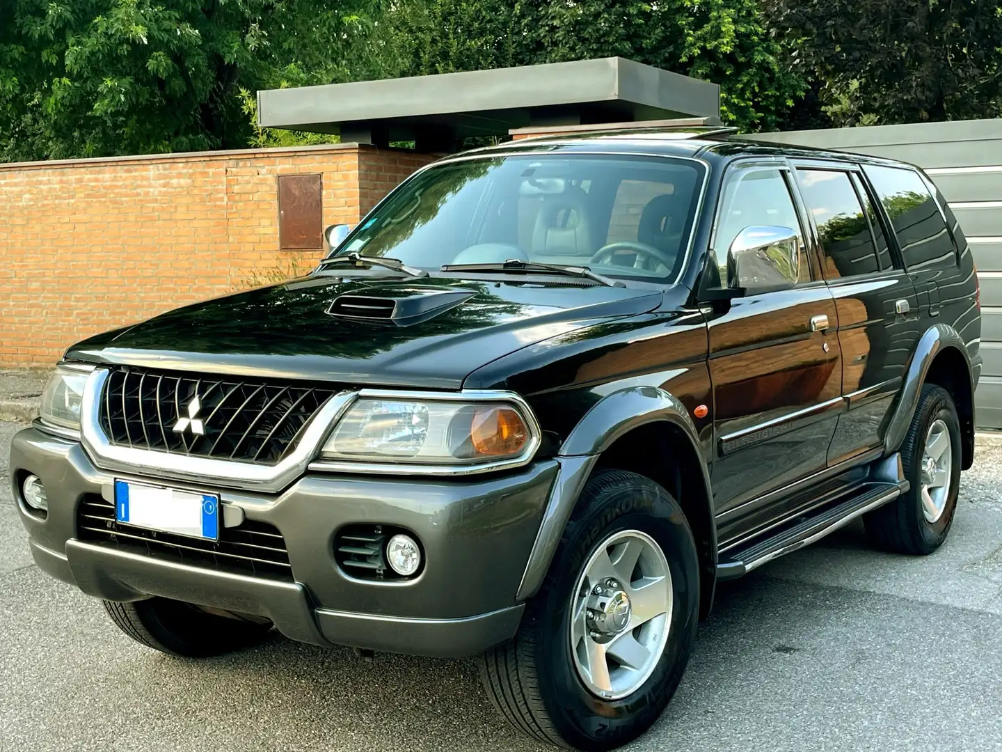 Mitsubishi Pajero Sport 2.5D 4x4(marce ridotte)-Pelle,Tetto,Navi-FULL Zwart - 2