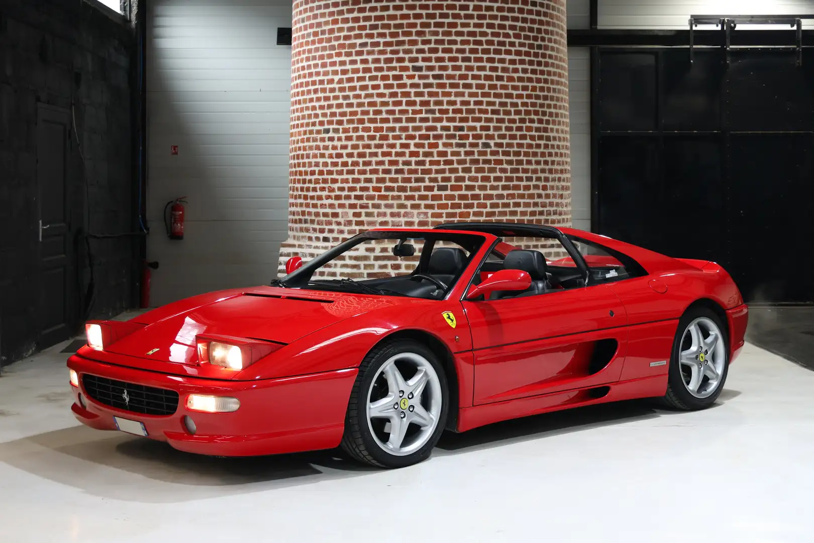 Ferrari F355 GTS V8 380 CH Rouge - 1
