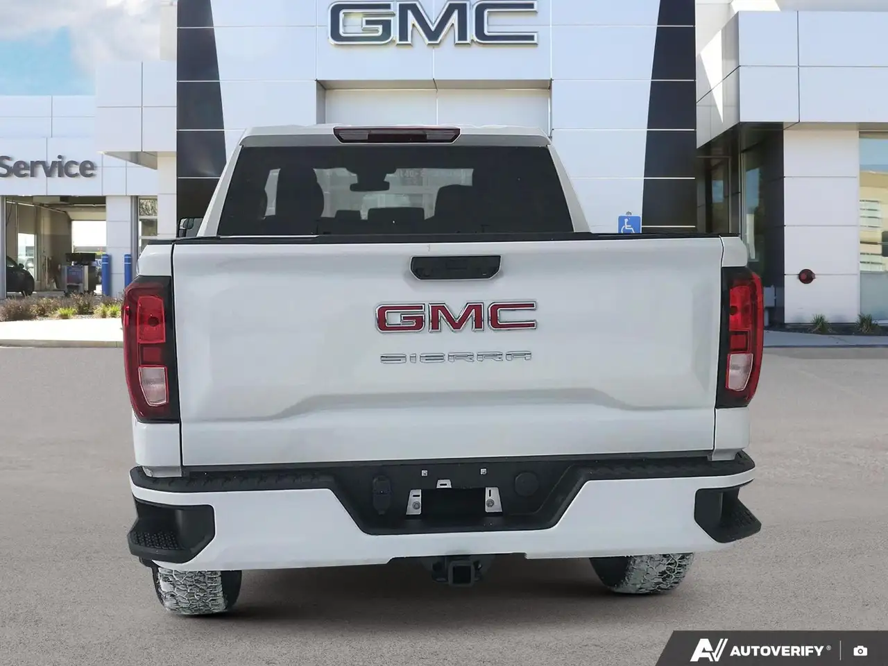 GMC Sierra 1500 снимка GMC Sierra 1500