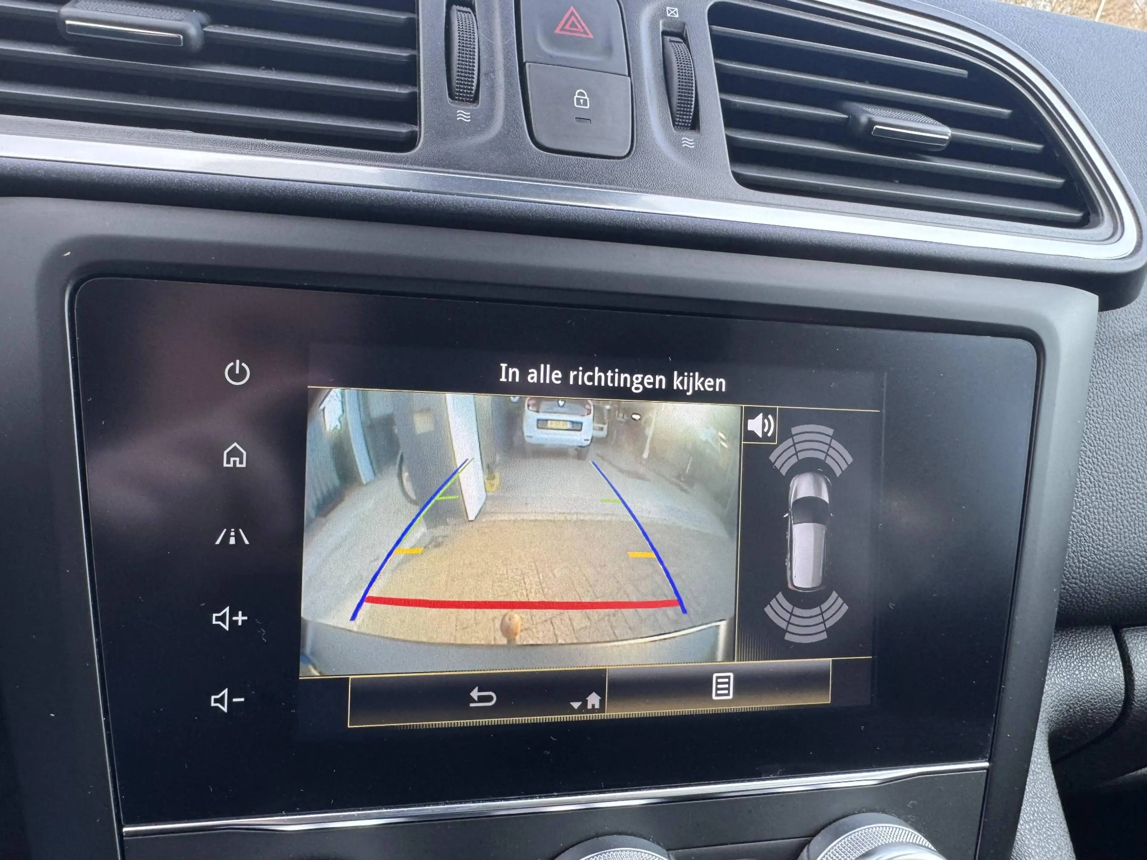 Renault Kadjar 1.3 TCe 140pk EDC Intens+Trekhaak!! — photo 18