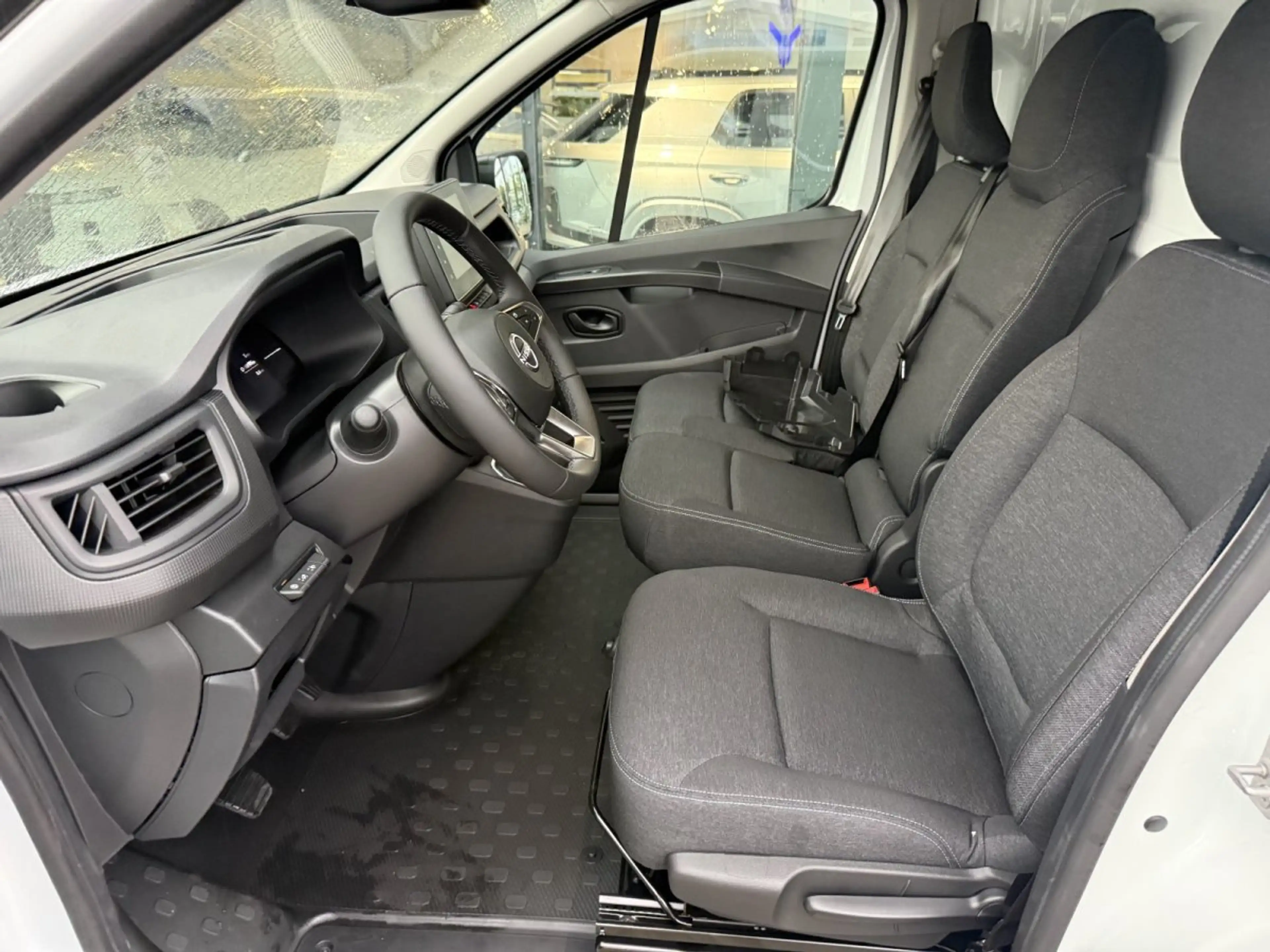 Nissan Primastar L2H1 3,0t*N-Connecta*LRB*270Grad* — photo 7