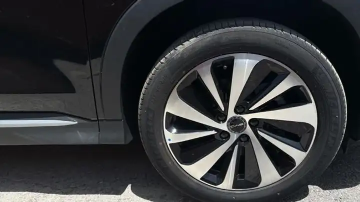 BYD Seal U DM-i COMFORT 2025, foto 6