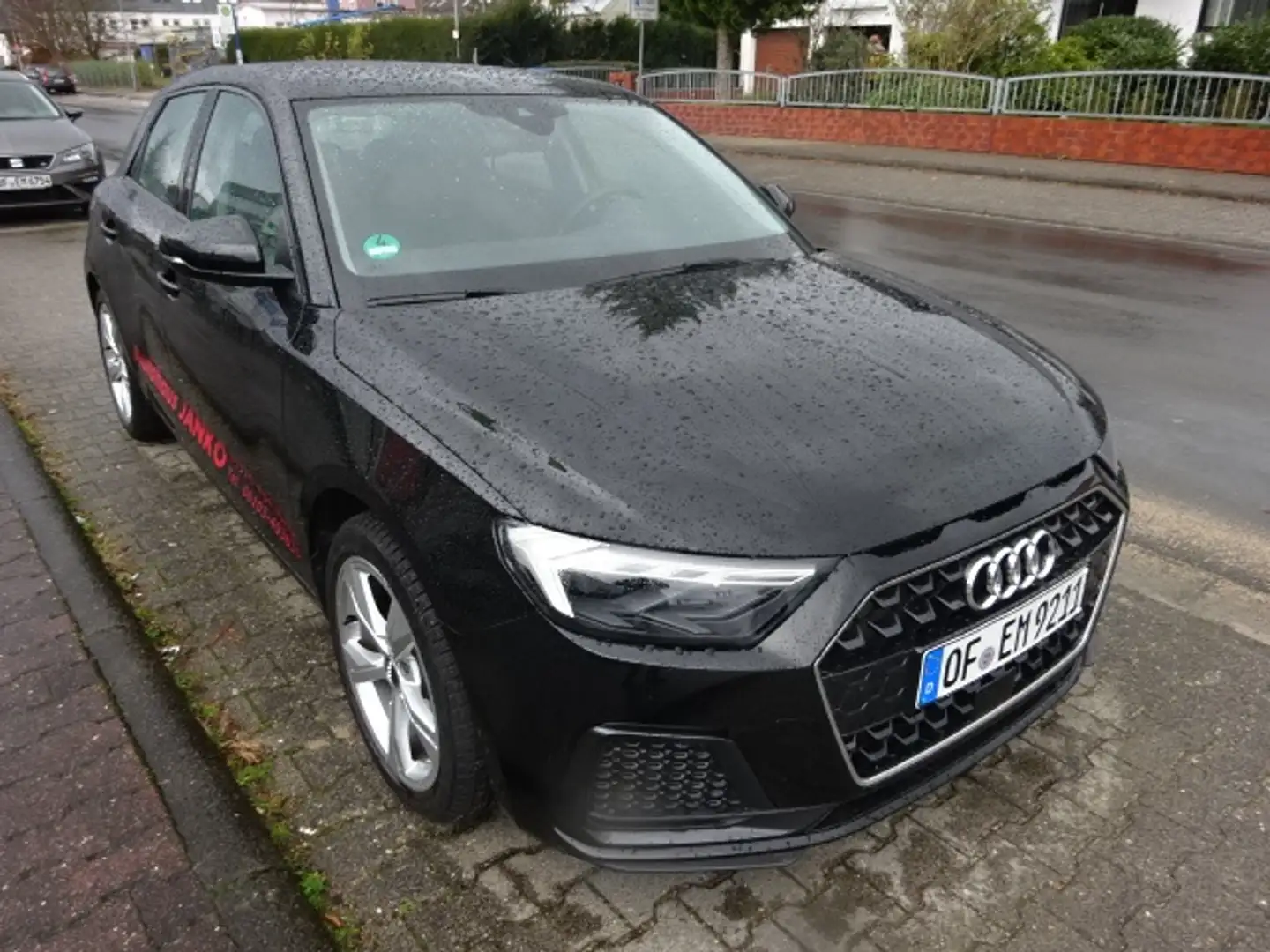 Audi A1 Sportback Schrägheck/advanced (EURO 6d-TEMP) Zwart - 1