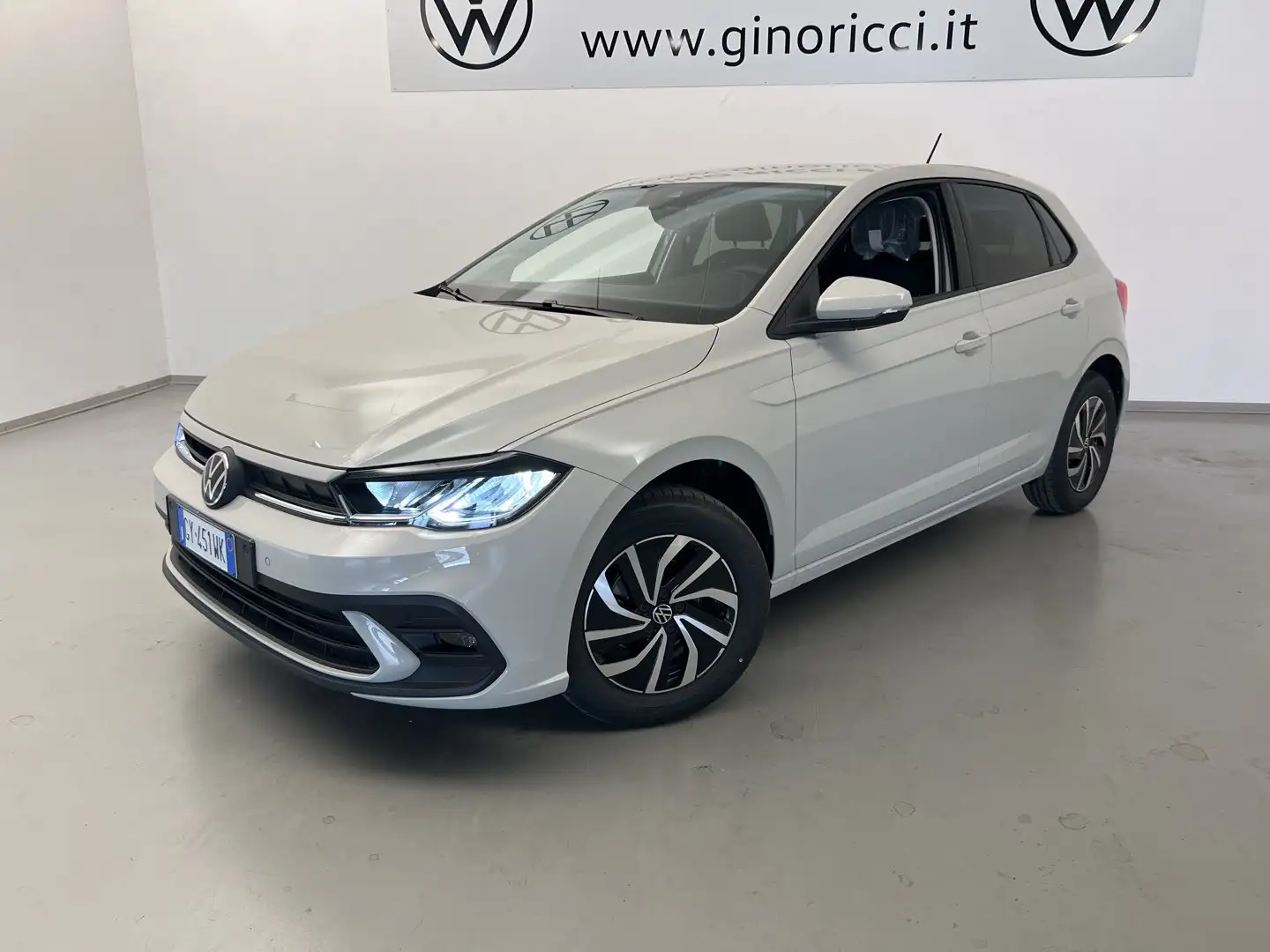 Volkswagen Polo 1.0 TSI Edition Plus Beige - 2