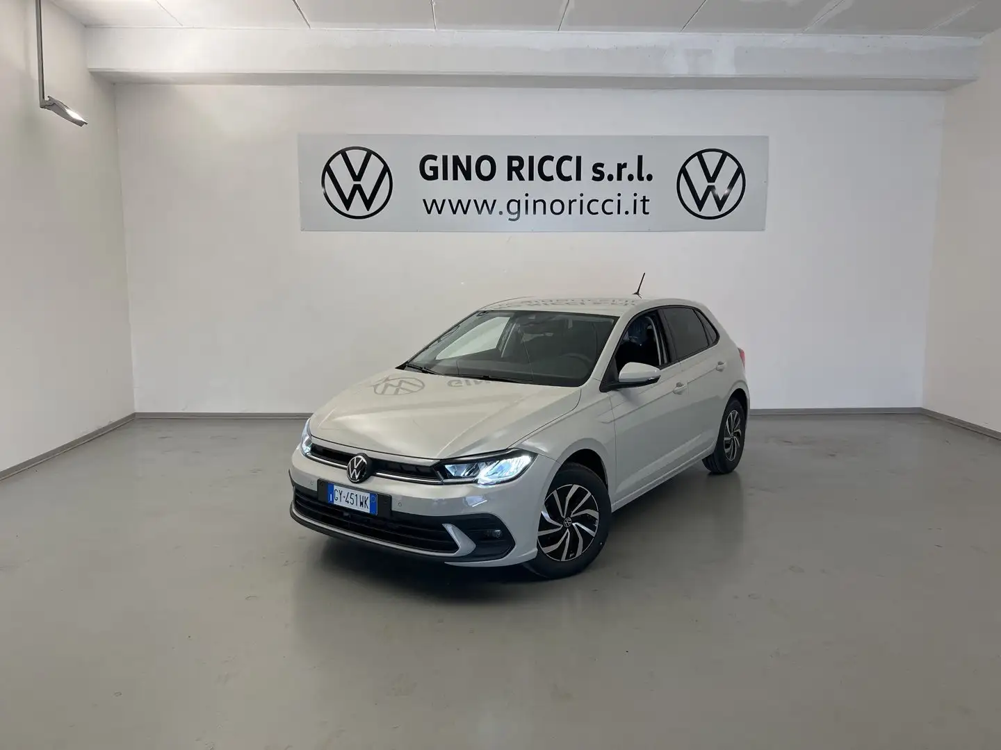 Volkswagen Polo 1.0 TSI Edition Plus Beige - 1