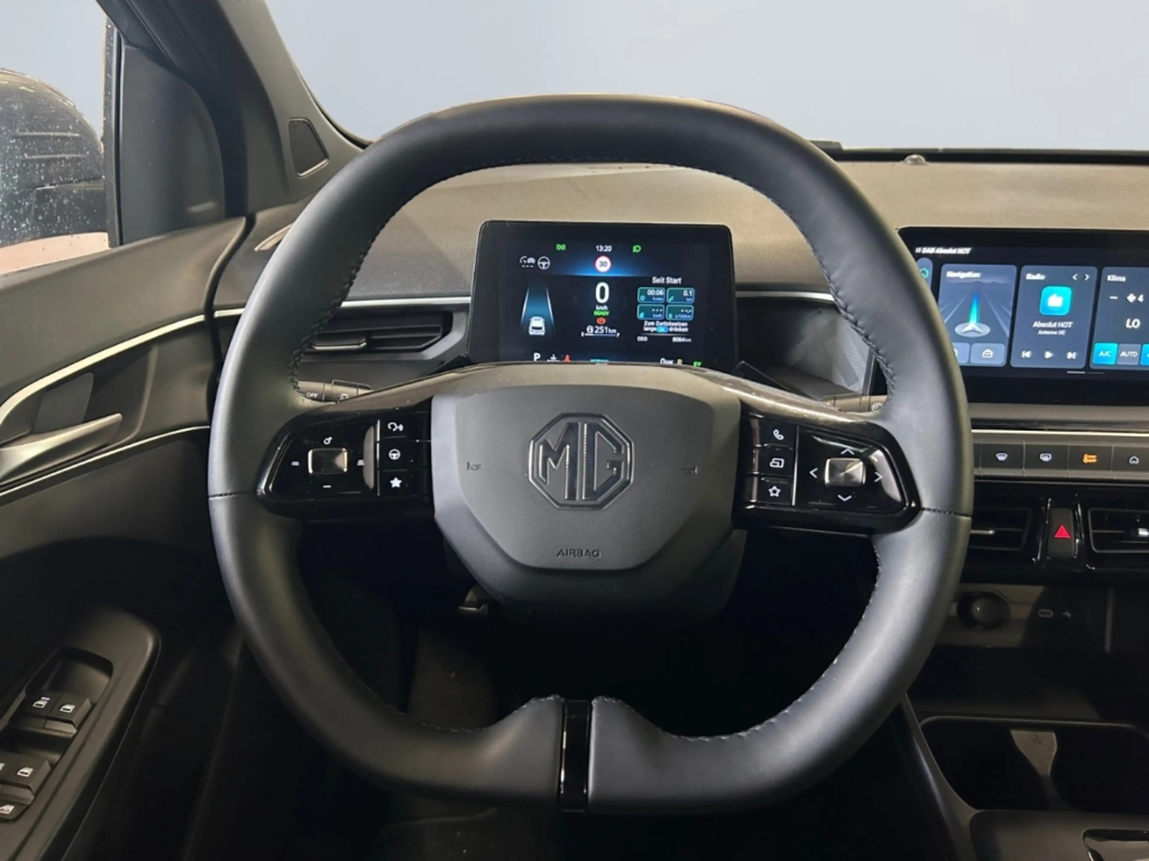 MG MG3 1.5 Hybrid+ Luxury *LED*360°*ACC*PDC v&h*SHZ* — photo 12