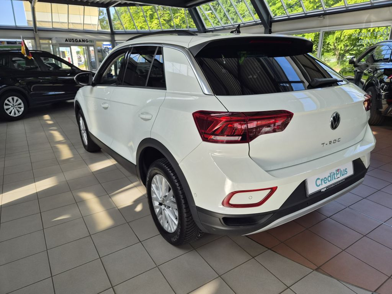 Volkswagen T-Roc 1.0 TSI OPF Life — photo 6