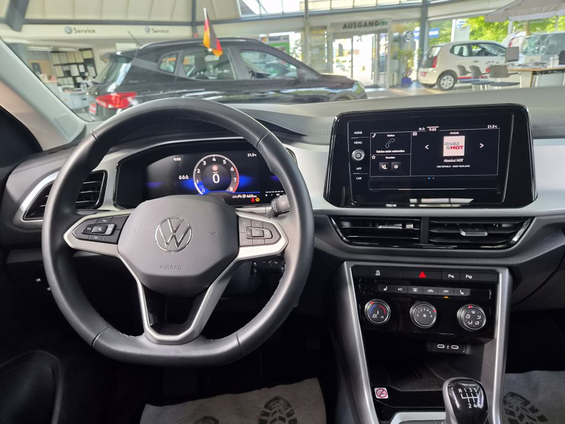 Volkswagen T-Roc 1.0 TSI OPF Life — photo 14