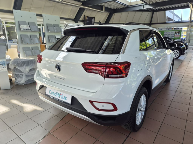 Volkswagen T-Roc 1.0 TSI OPF Life — photo 8