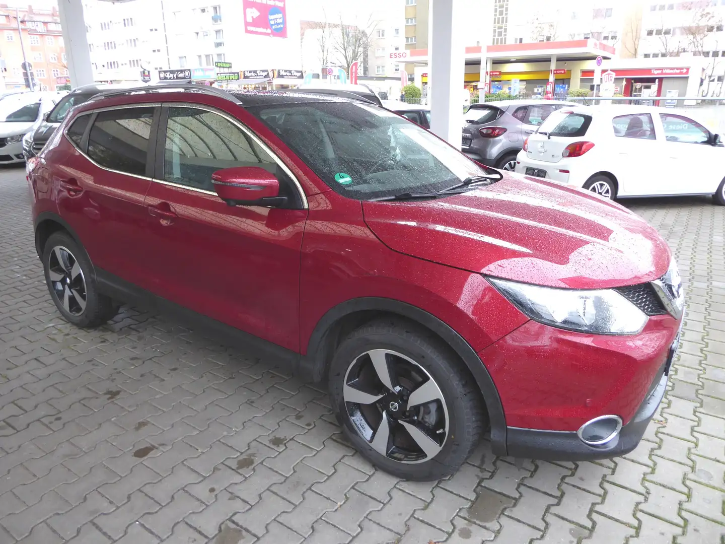 Nissan Qashqai Qashqai 1.2 DIG-T ACENTA --TÜV/AU NEU-- Rot - 2